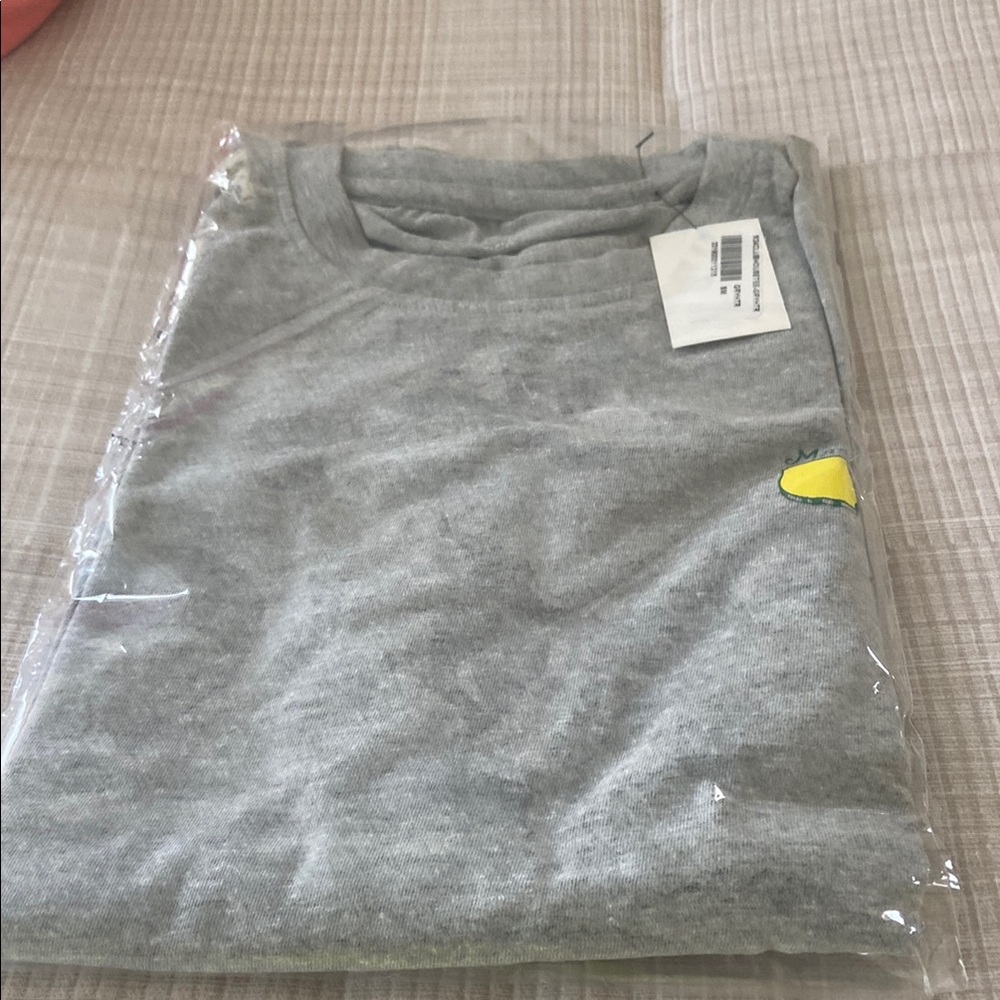 Masters unisex small Gray T-Shirt